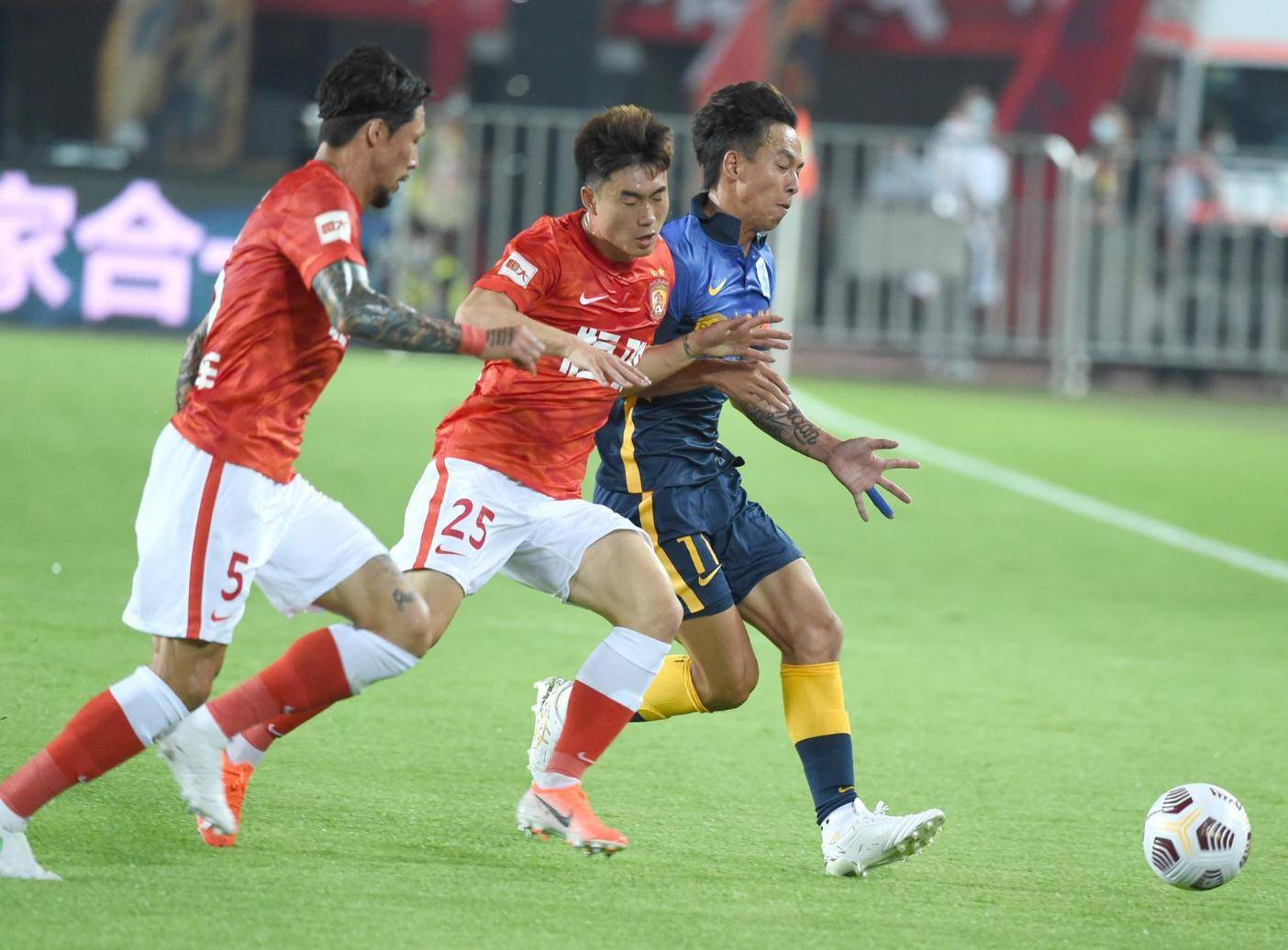 广州队最新积分榜