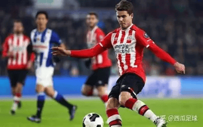 关于赛后埃因霍温调整名单以备欧篮联，队长鼓劲环节打磨，压力陡增，轮换策略成焦点的信息